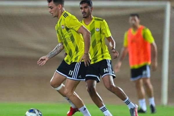 توصیه مربیان اماراتی به فن مارویک این آخرین شانس ماست، از برگهای برندهات استفاده کن