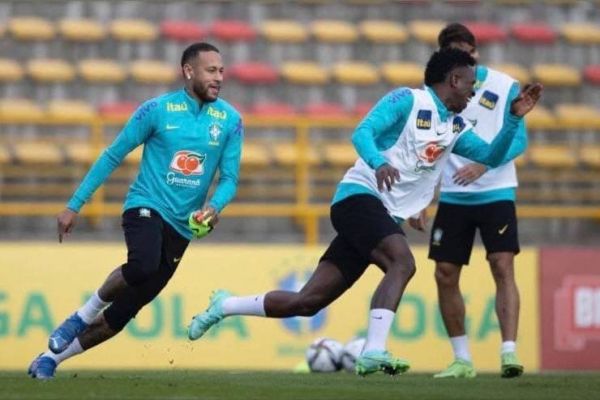 عکس؛ نیمار و افتادن به دنبال ستاره برزیلی رئال مادرید؛ بیا اینجا بچه