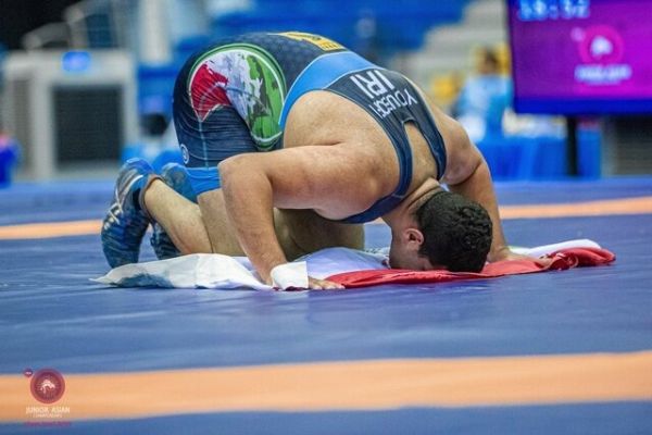  یوسفی  امیدوارم با طلای سنگین وزن برای کشتی فرنگی ایران تاریخ‌ساز شوم