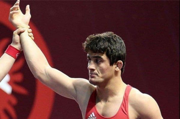 مسابقات جهانی کشتی فرنگی شروع خوب طاهری با غلبه بر حریفی از مولداوی پیروزی مقتدرانه دلخانی در دیدار اول