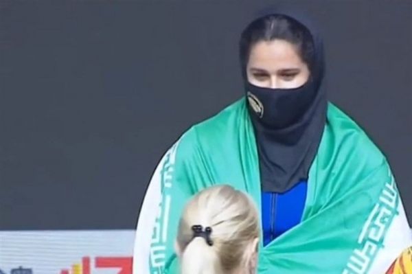 وزنهبرداری نوجوانان جهان ۳ مدال جهانی بر گردن یکتا جمالی
