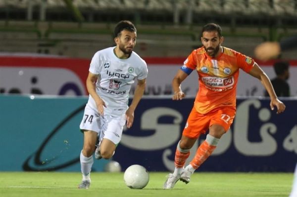 بارانی از نفت مسجدسلیمان جدا شد