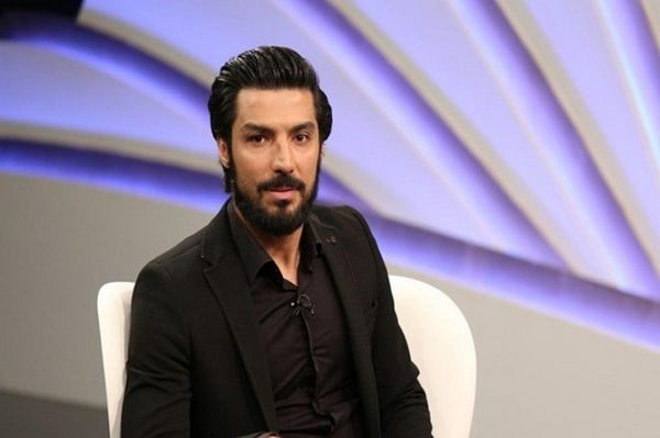 سیدصالحی پنجره شهرخودرو بسته نیست