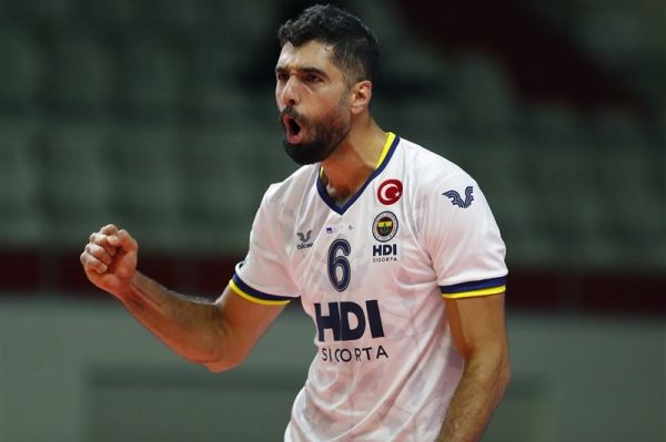  لیگ والیبال ترکیه  پیروزی یاران موسوی در خانه +عکس