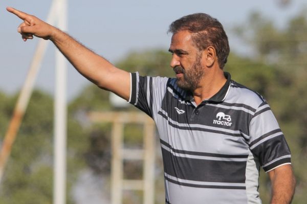 کریمی تراکتور در آستانه یک دو راهی قرار دارد هنوز پنجره نقل و انتقالاتی باشگاه باز نشده است