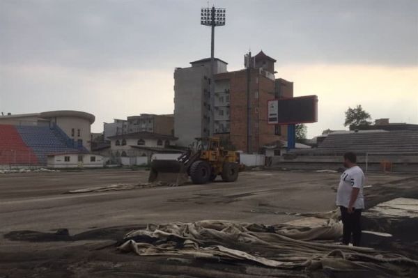 خاکبرداری شبانهروزی ورزشگاه شهید وطنی