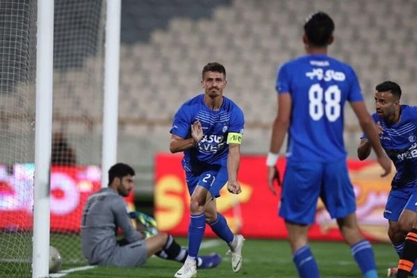 استقلال به دنبال حفظ دو رکورد؛ پرسپولیس در جستجوی طلسمشکنی