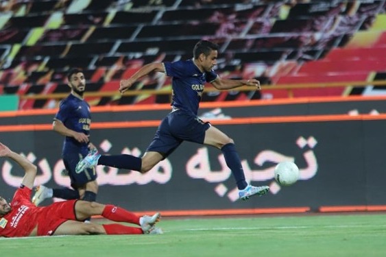  زنده‌روح  می‌توانستم اتفاق خوبی برای خودم و گل‌گهر رقم بزنم  با فجرسپاسی می‌توانیم شگفتی‌ساز شویم