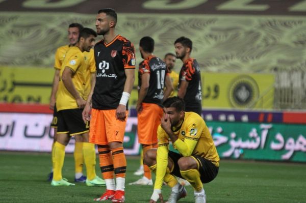  سپاهان 2 - مس رفسنجان صفر  افتتاحیه سه‌امتیازی در نقش جهان  محرم با برد استارت زد