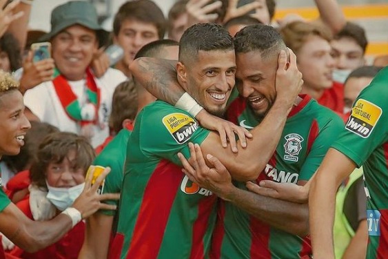 بررسی عملکرد علی علیپور تک به تک بزرگی که مهاجم ایرانی از دست داد