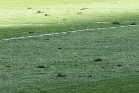 مهد فوتبال ایران، زمین بازی ندارد