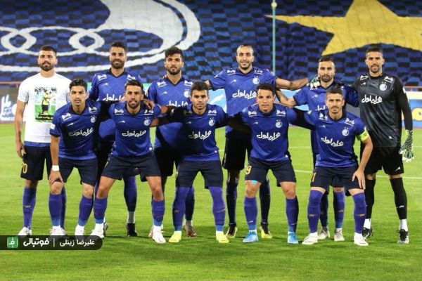  عکس نوشت  در انتظار تغییرات در خط هافبک