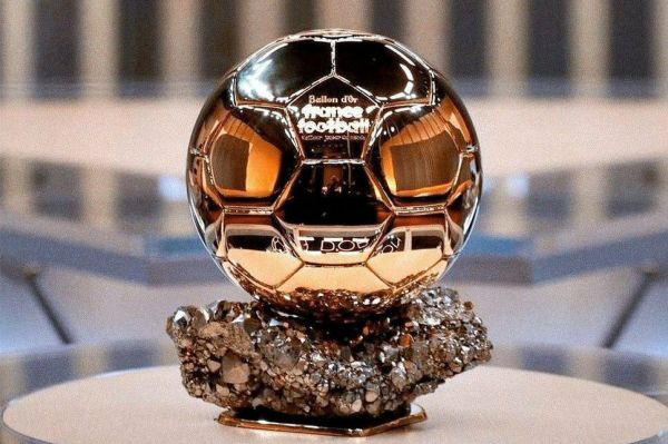  پایان رای‌گیری فرانس فوتبال  نام برنده توپ طلا هم‌اکنون در پاریس