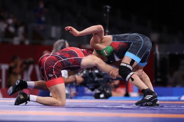  لیگ برتر کشتی آزاد  صدرنشینی تیم دانشگاه آزاد اسلامی + نتایج دیدارها