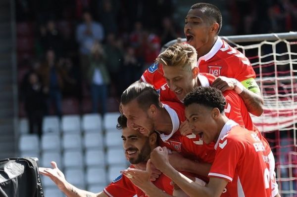 جام حذفی دانمارک صعود ویل بولدکلوب در حضور ۵۹ دقیقهای عزتاللهی