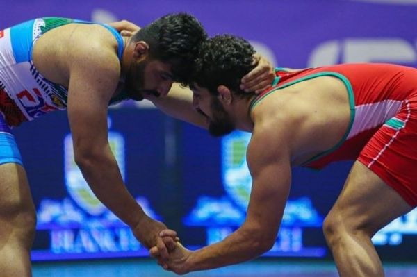  لیگ برتر کشتی آزاد  بازگشت تماشاگران به سالن کشتی