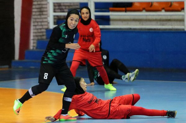  برتری پیکان برابر مس در هفته نخست لیگ فوتسال بانوان