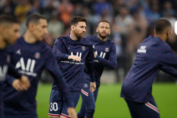 اعلام ترکیب دیدار پاریسن ژرمن - لیل؛ پوچ با مسی زورش به لیل میرسد