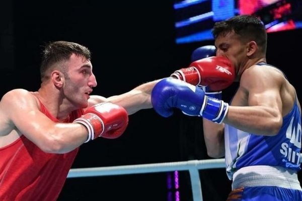  بوکس قهرمانی جهان  پیروزی یک دقیقه‌ای قشلاقی