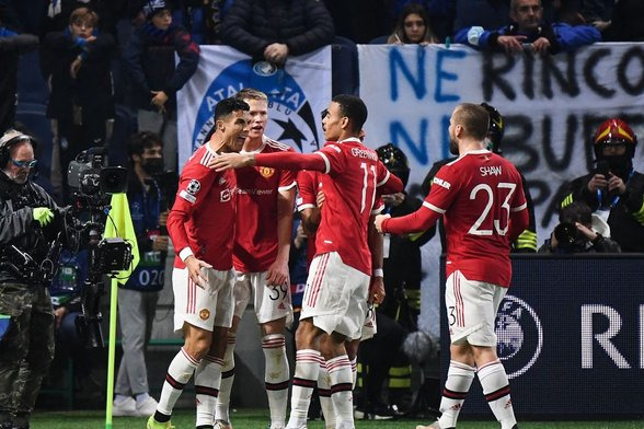  دبل زیبای رونالدو سولشر را در جایگاهش نگه داشت  صعود بایرن مونیخ در شب گلزنی آزمون