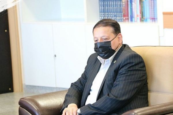 ساکت حق پخش تلویزیونی یکی از درآمدهای مهمی به شمار میرود که باشگاهها مطالبهگر آن هستند زمان ویلموتس دیگر کارمند اداری فدراسیون نبودم