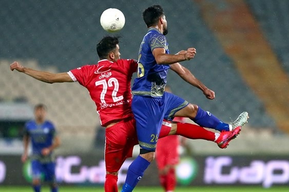  عاشوری  می‌توانستیم پرسپولیس را ببریم