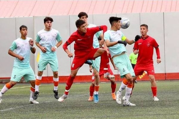  گزارش فارس  تیم‌های پایه پرسپولیس در قهقرا  تغییرات در آکادمی به اسم پاکسازی به کام رفقا و دوستان