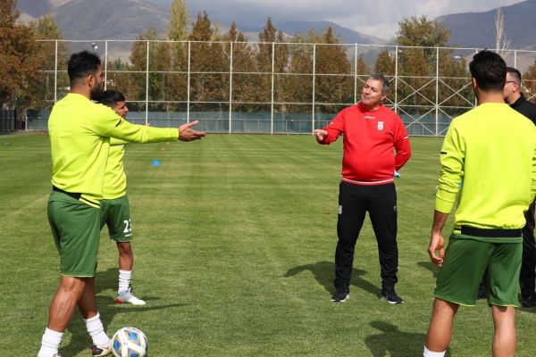  گزارش تمرین تیم ملی  تست کرونای مربیان و بازیکنان منفی شد