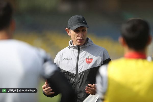گزارش تمرین پرسپولیس فوتبال درون تیمی سرخپوشان و تاکید ویژه یحیی روی اجرای صحیح تاکتیکهای تیمی