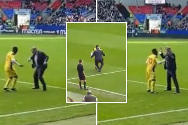  عکس؛ ستاره نیجریه‌ای و مربی انگلیسی یاد حرکات بامزه گذشته را زنده کردند