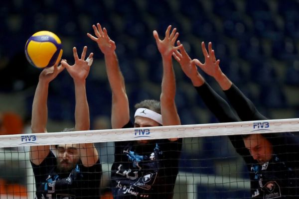 لیگ برتر والیبال دربی شهرداریها در ورامین و لشگرکشی سپاهانیها به گرگان نبرد حساس در آمل