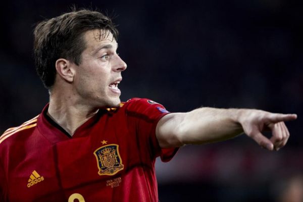  علاقه ژاوی به جذب مدافع ملی پوش چلسی