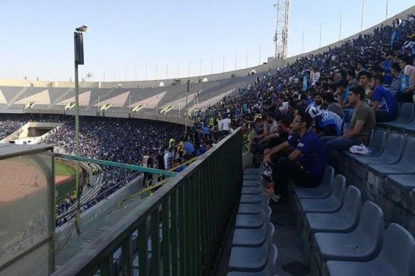  استقلال – نساجی با حضور حدود 30 هزار تماشاگر