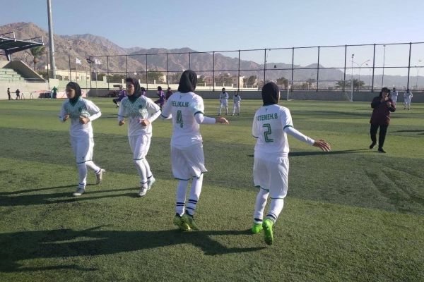 ملی پوشان شهر کرد صفر - شهرداری سیرجان هفت پرواز با بال های چترنور و فروزنده