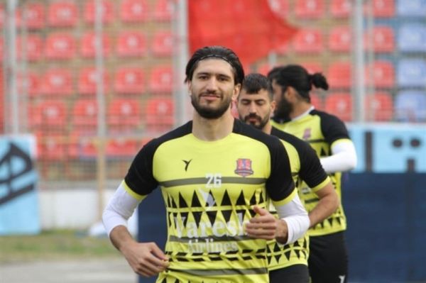  طاهرخانی  ضدفوتبال بازی نکردیم و نشان دادیم نساجی قابل احترام است  جدایی از استقلال خواسته من نبود