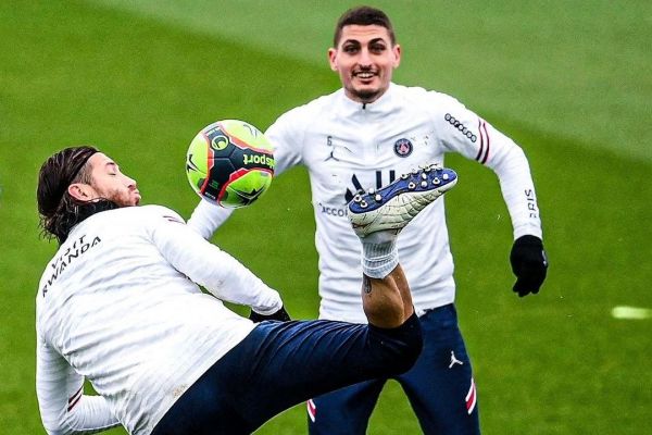  عکس؛ واکنش بامزه وراتی به حرکت عقرب راموس در تمرین