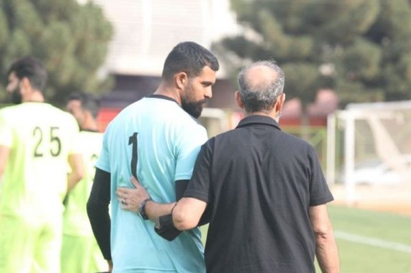 دوری ۲ تا ۳ هفتهای دروازهبان شهرخودرو از میادین فوتبال