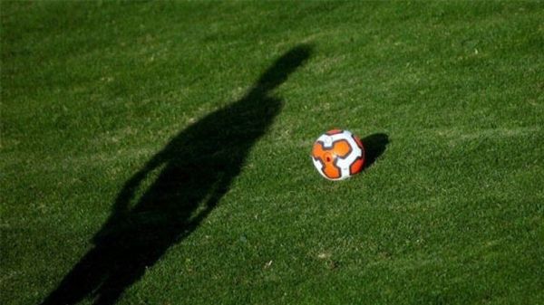  تاپ سکرت؛ قرارداد 40 میلیاردی سرمربی سرشناس