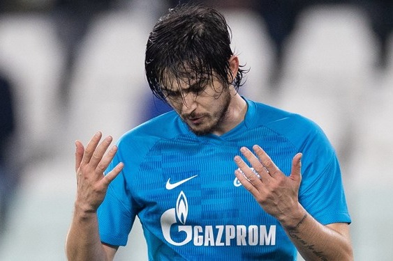 آزمون مصدوم شد غیبت ستاره ایرانی در لیگ قهرمانان اروپا