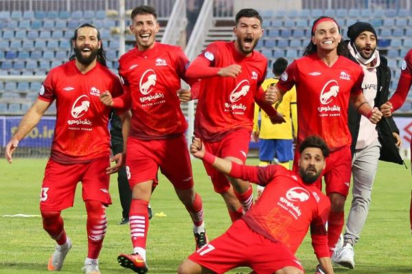  تراکتور یک - شهرخودرو صفر  اولین برد تراکتور با سولدو  شهرخودرو زنگ تفریح لیگ برتر