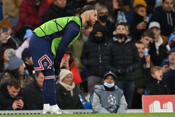 راموس و اولین گرم کردن برای پیاسجی با مدل مویی به سبک گرت بیل عکس