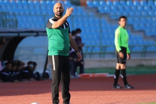 عبداللهی عدالت در داوری را به تمسخر گرفتهاند