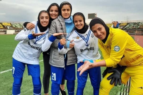 ژست خابی لایم به فوتبال زنان ایران رسید عکس