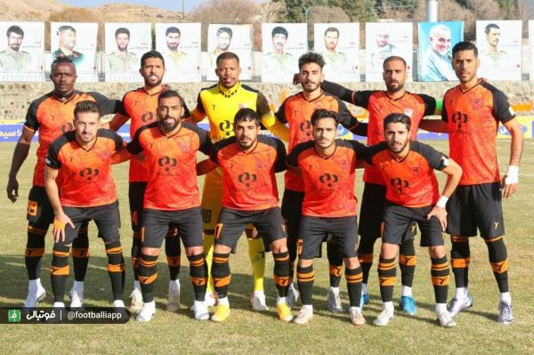 حاشیه بازی مس رفسنجان و هوادار تجلیل مسیها از 2 بازیکن حریف مصدومیت صوفیانی پیش از بازی