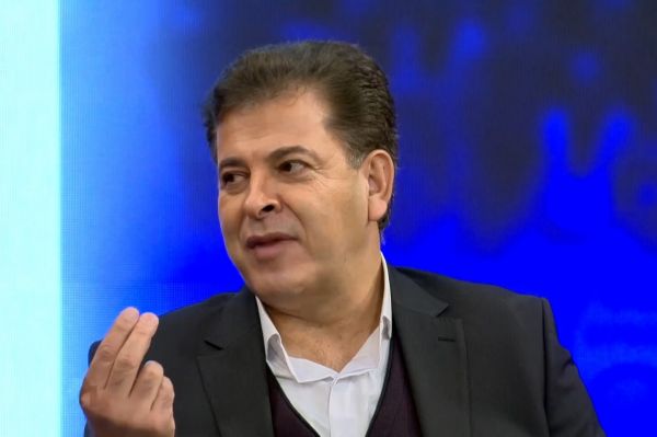  درودگر  اگر پول تبلیغات باید به ورزشگاه‌ها برسد بودجه ورزشگاه‌ها هم باید به فوتبال برسد