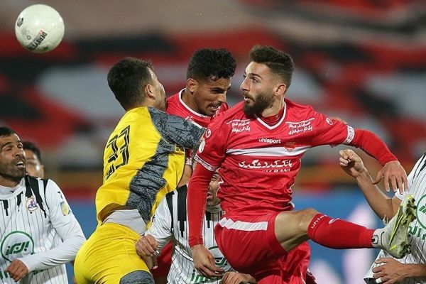  قنبرپور  پرسپولیس با این سبک بازی، در دربی به مشکل می‌خورد  امیدوارم حرکت عبدی مقابل استقلال تکرار نشود