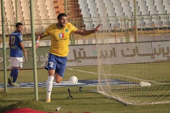  واکنش گلزن نفت آبادان به اعتراض استقلالی‌ها  حنفی  یک بار هم حضور هواداران را برای ما تست کنند