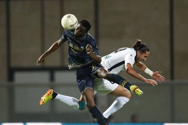  توضیحات باشگاه گل گهر درباره جذب بازیکن گابنی  باگناما به هیچ وجه بازیکن غیرقانونی نیست