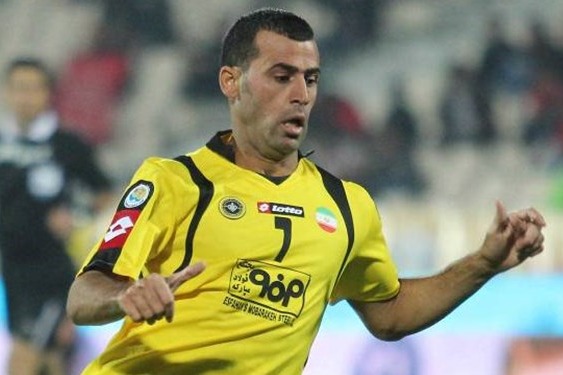  ستاره سابق سپاهان اولین جام خود را در قامت مربی فتح کرد+ عکس