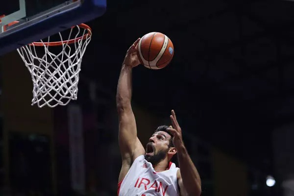 ارسلان کاظمی گرفتن چهار امتیاز از تیم بدقلق بحرین ارزشمند بود